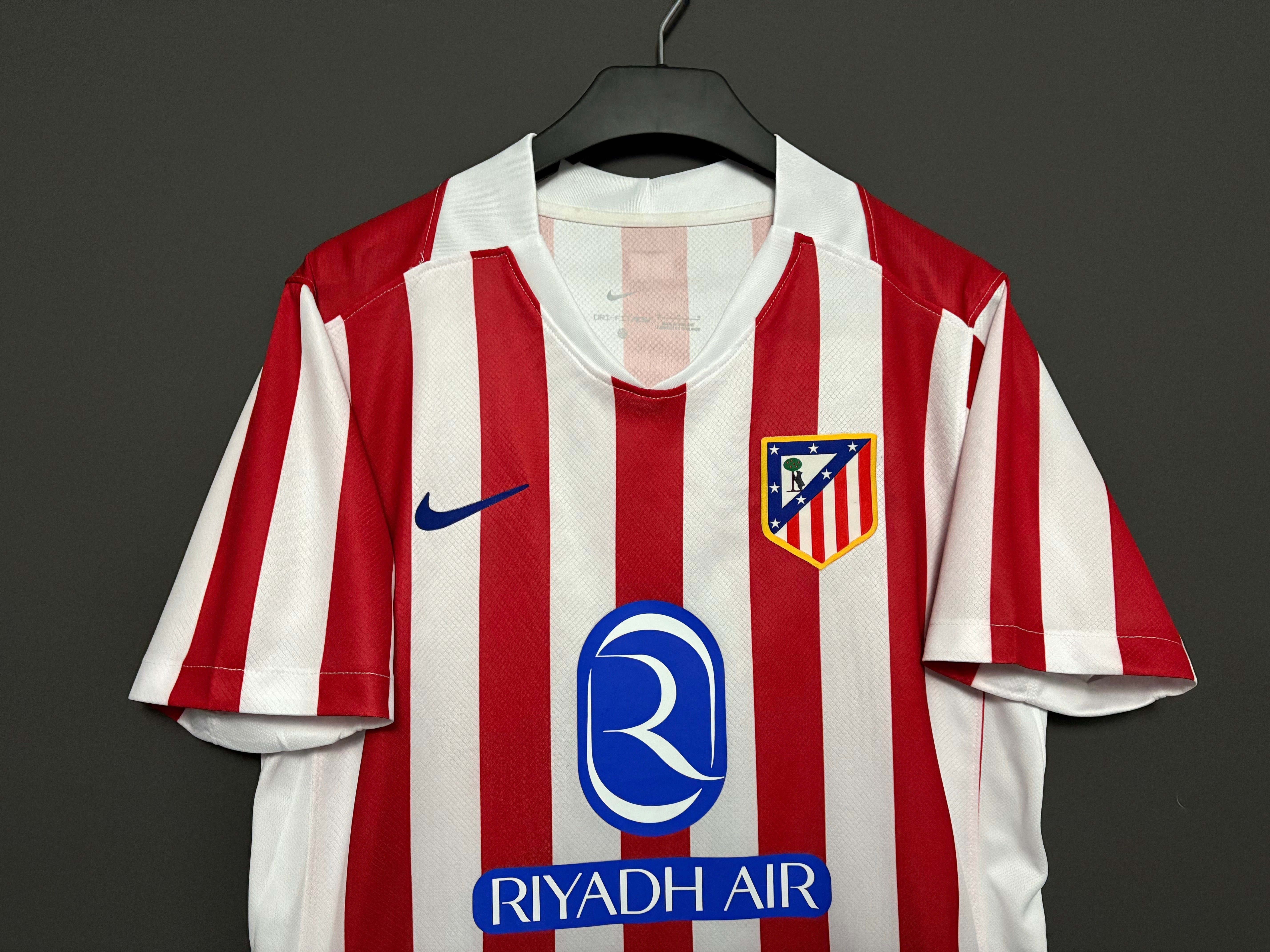 Atlético Madridin hemmatröja