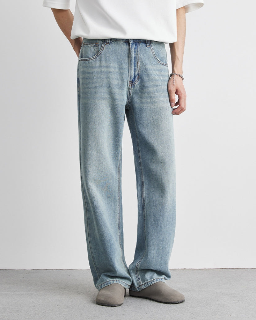 Avslappnad fit väktade Denimjeans