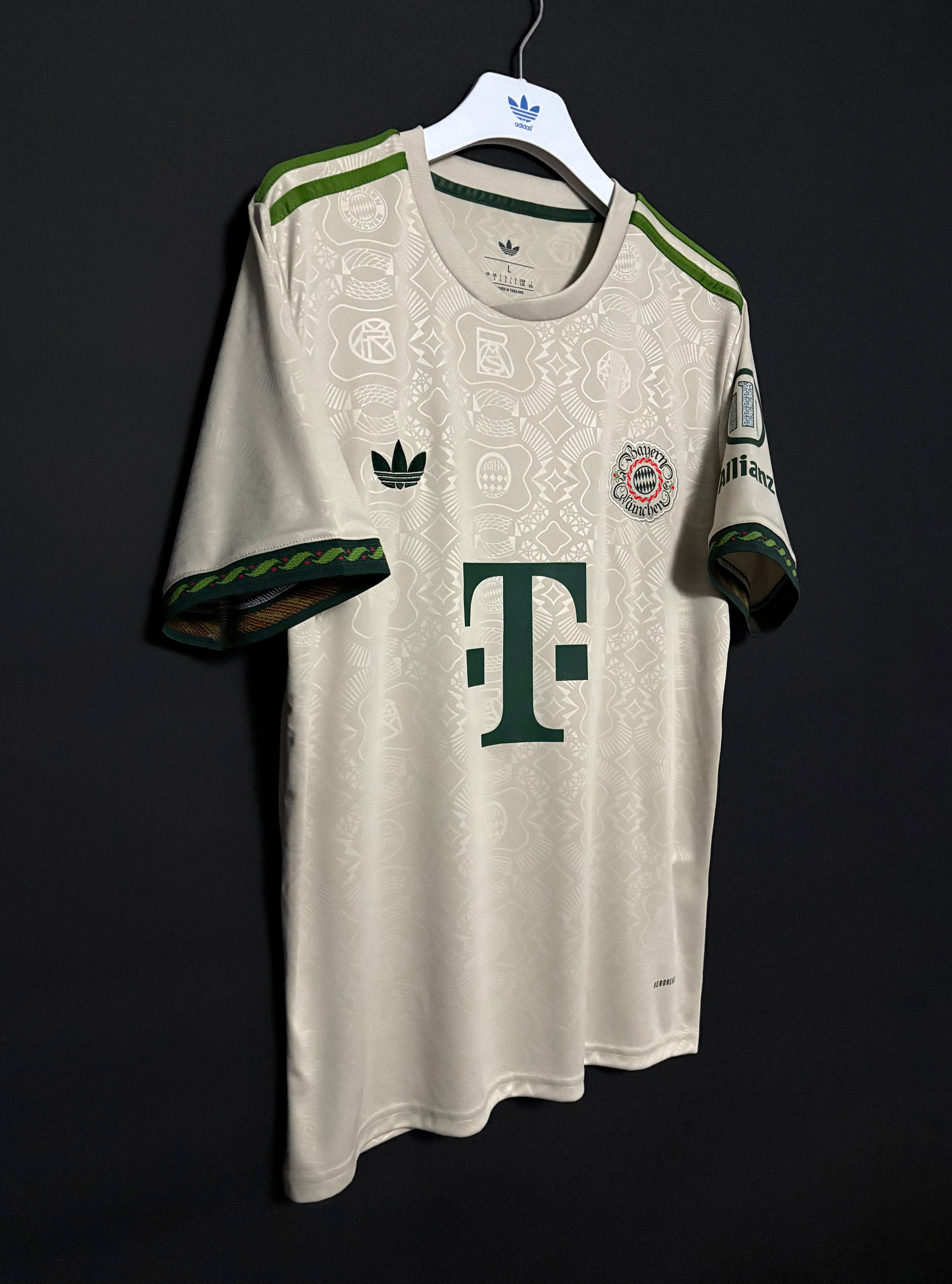 FC Bayern München Wiesn-träya
