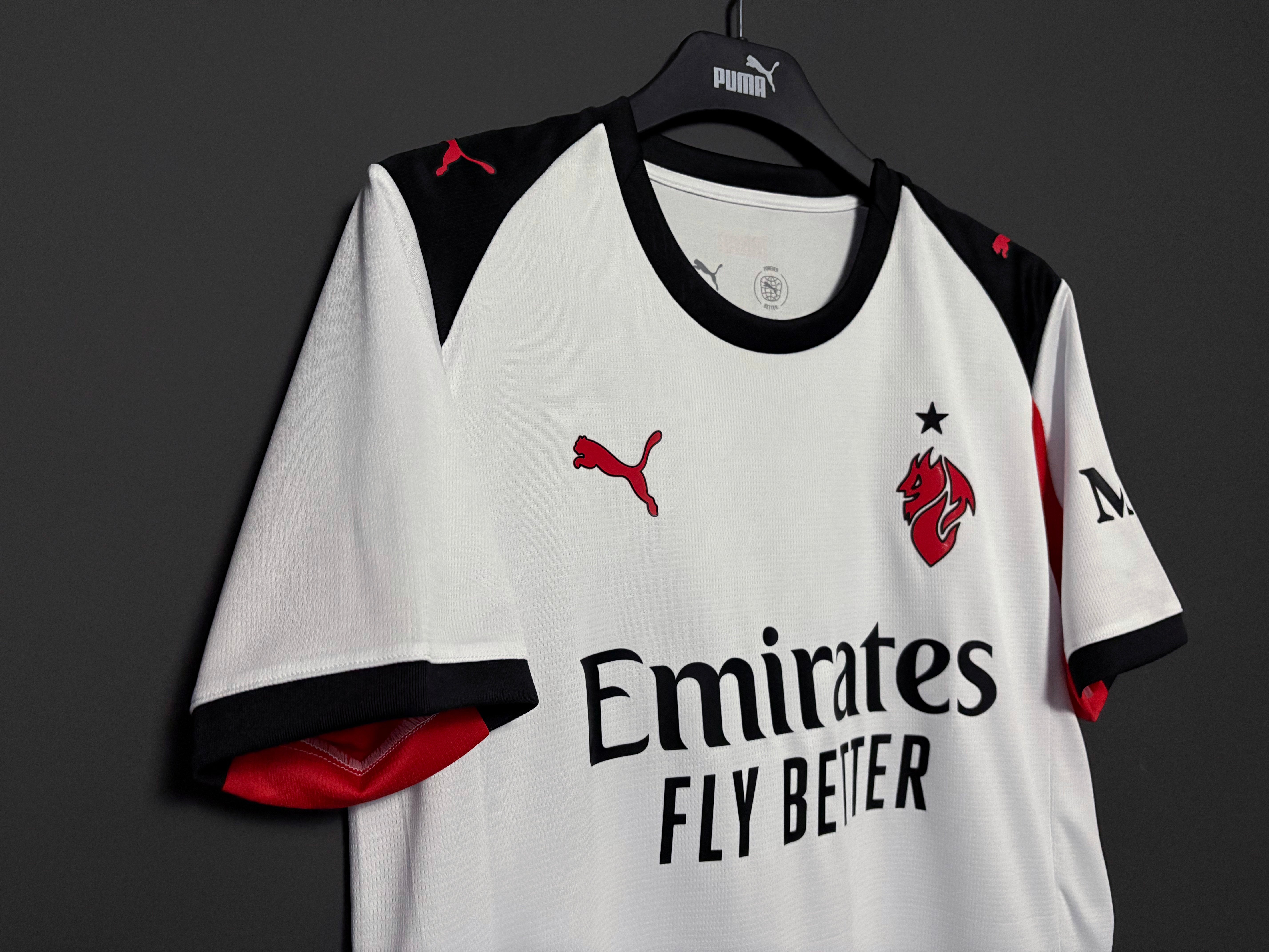 Auswärtstrikot des AC Milan