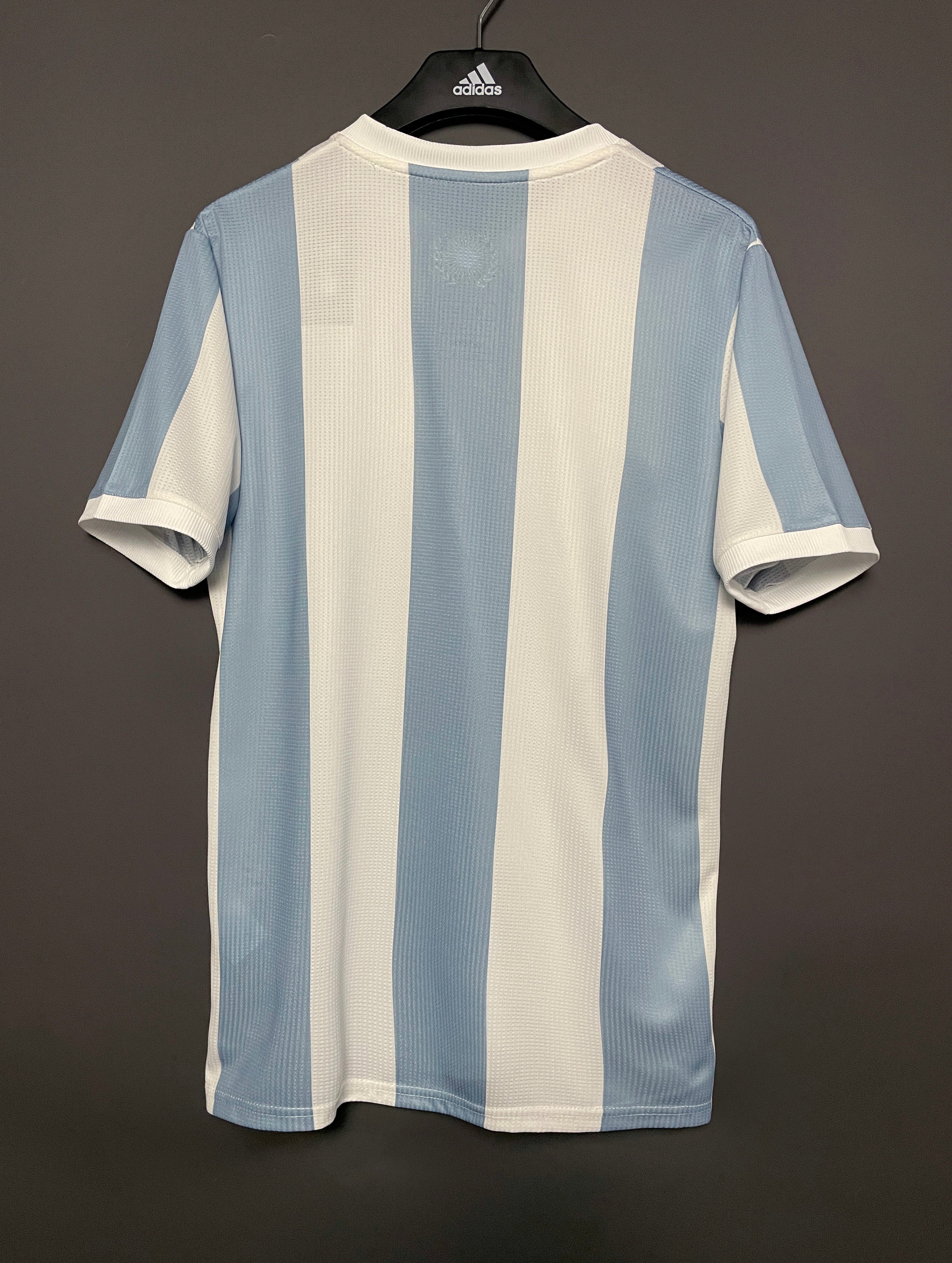 Argentinischer Retrohenkin