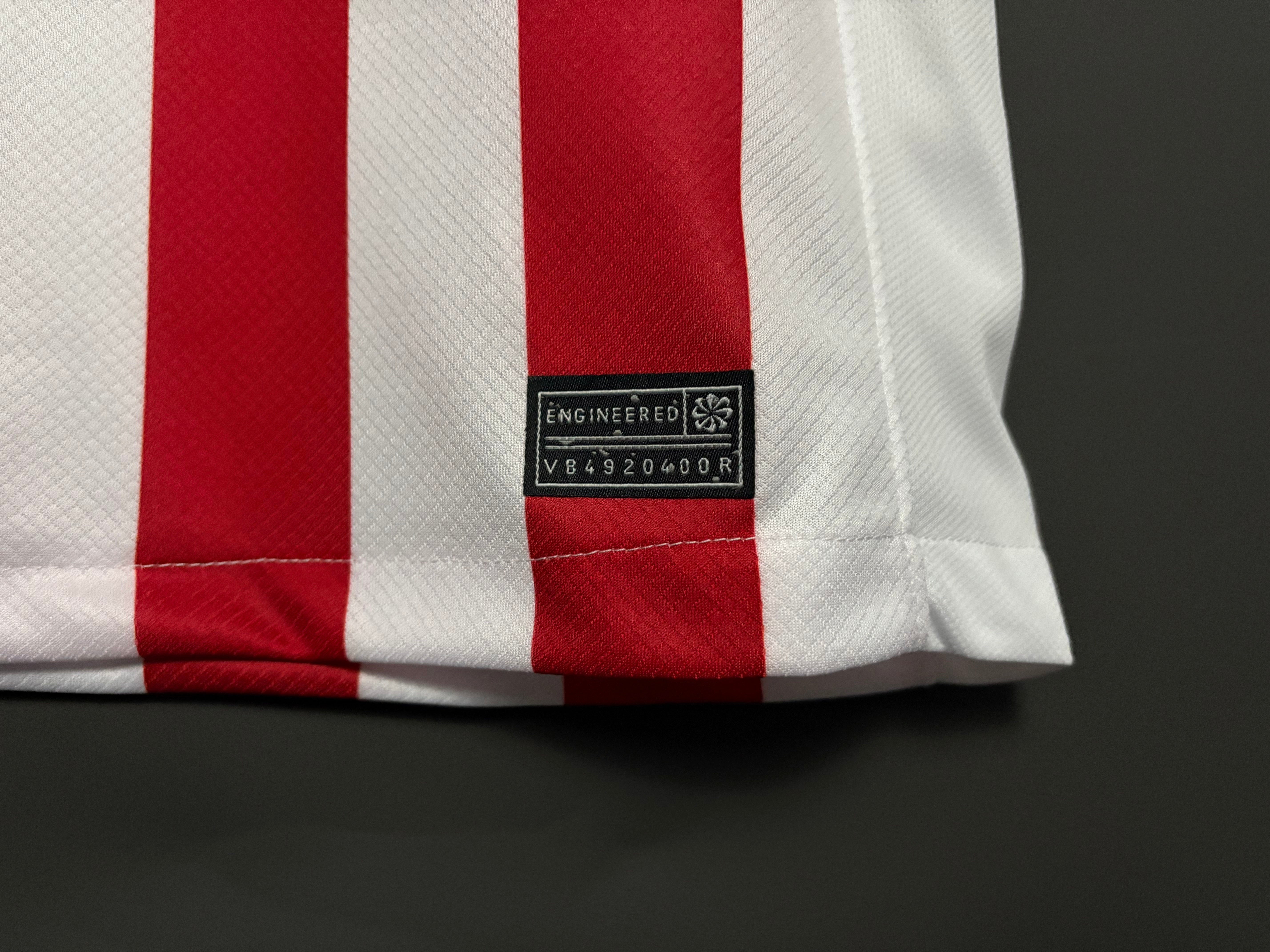 Atlético Madridin hemmatröja