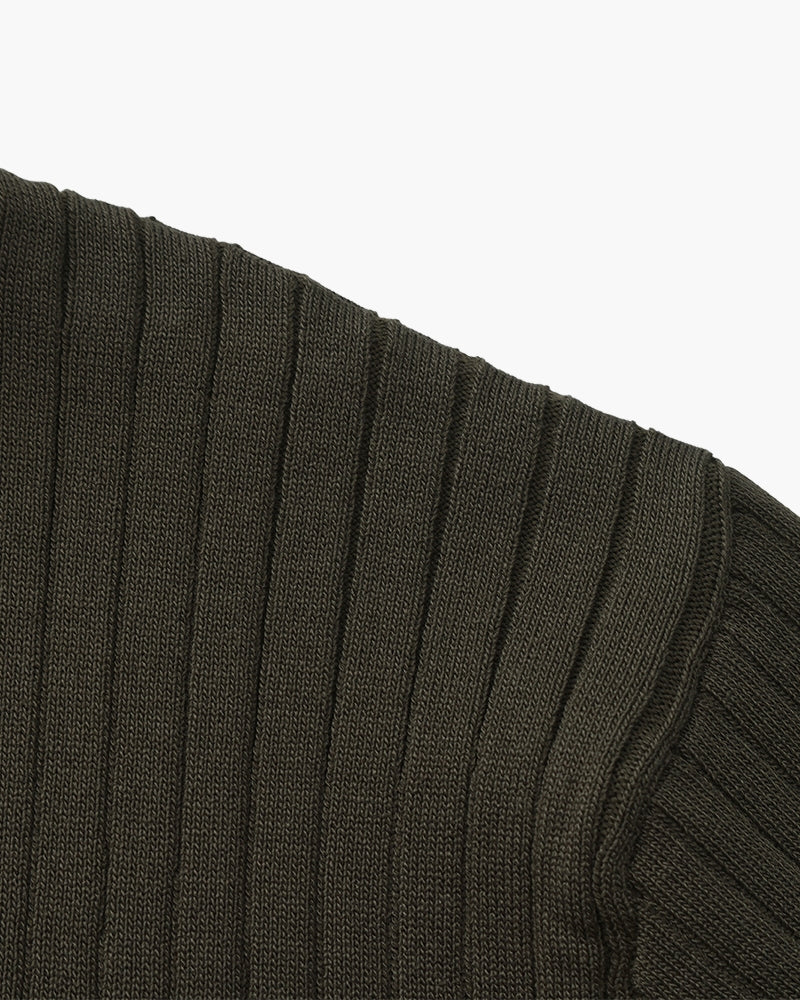 Hochwertiges geriptes Poloshirt