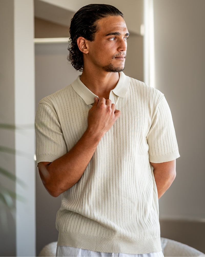 Hochwertiges geriptes Poloshirt