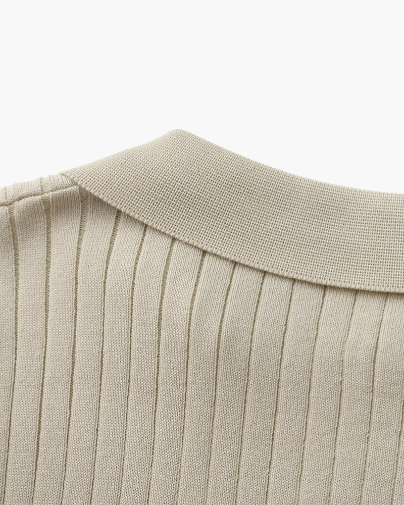 Hochwertiges geriptes Poloshirt