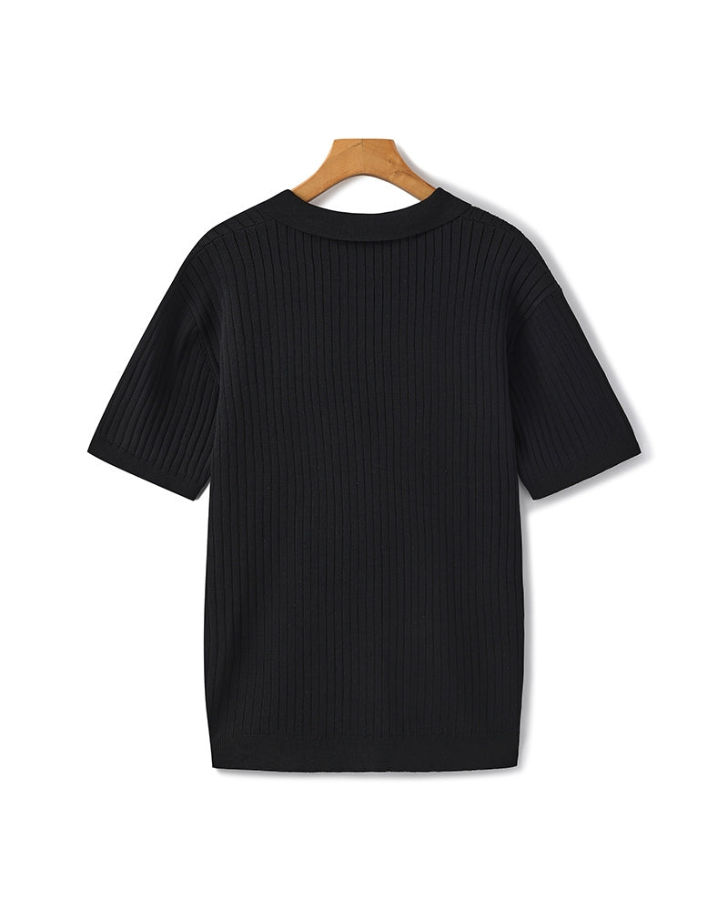 Hochwertiges geriptes Poloshirt