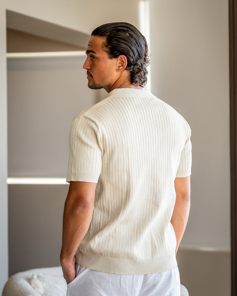 Hochwertiges geriptes Poloshirt