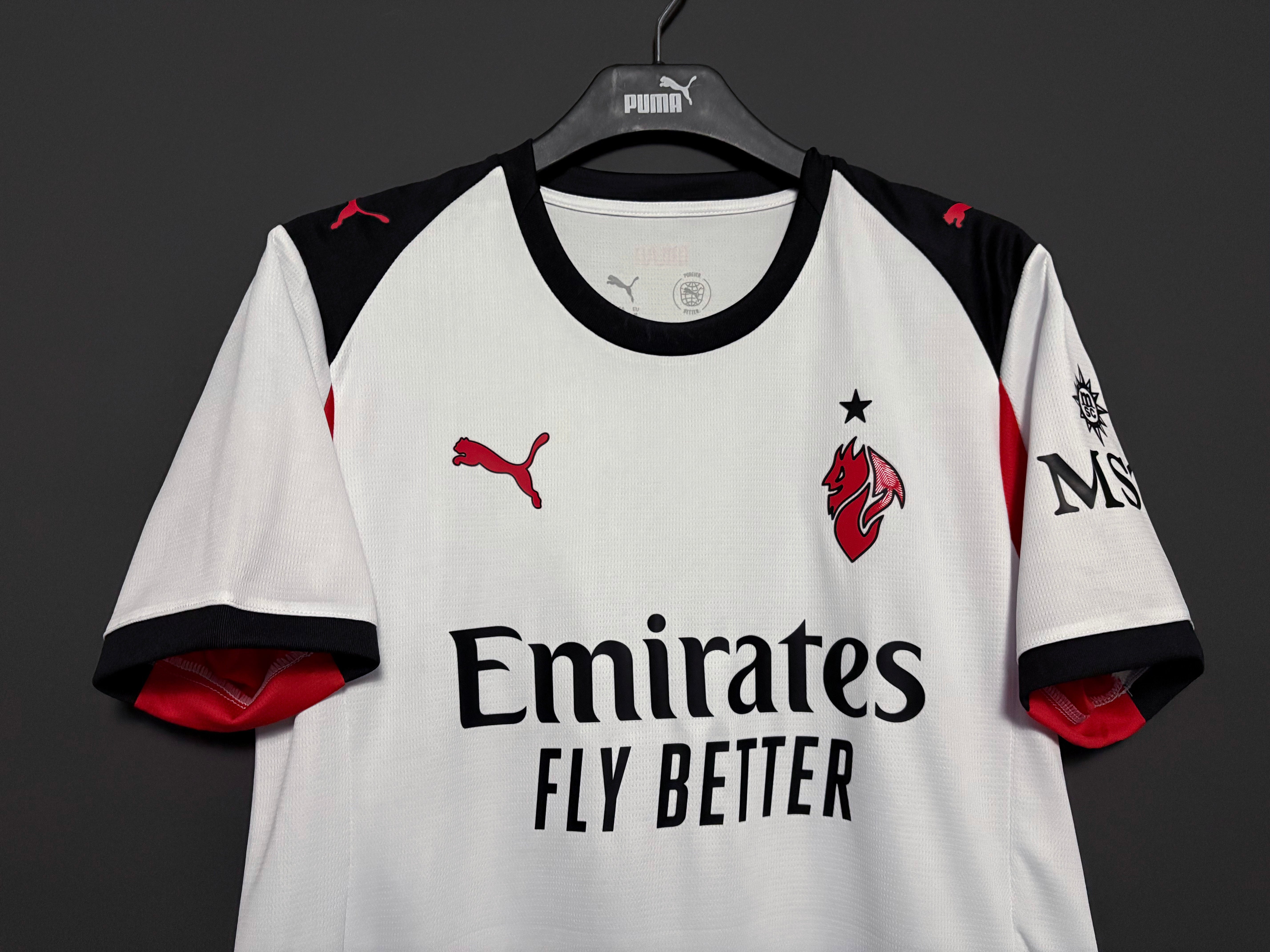 Auswärtstrikot des AC Milan