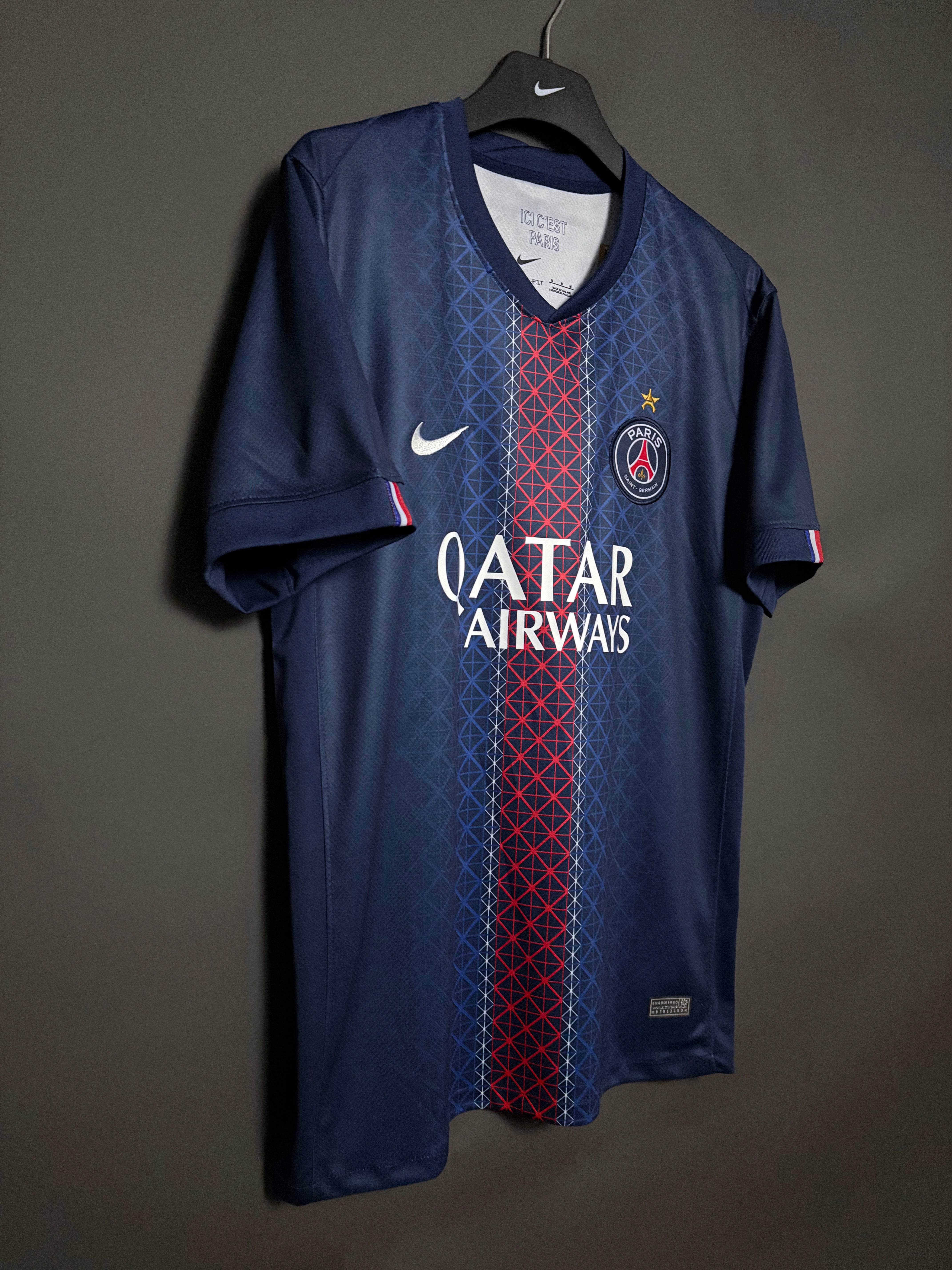 Heimtrikot von Paris Saint-Germain