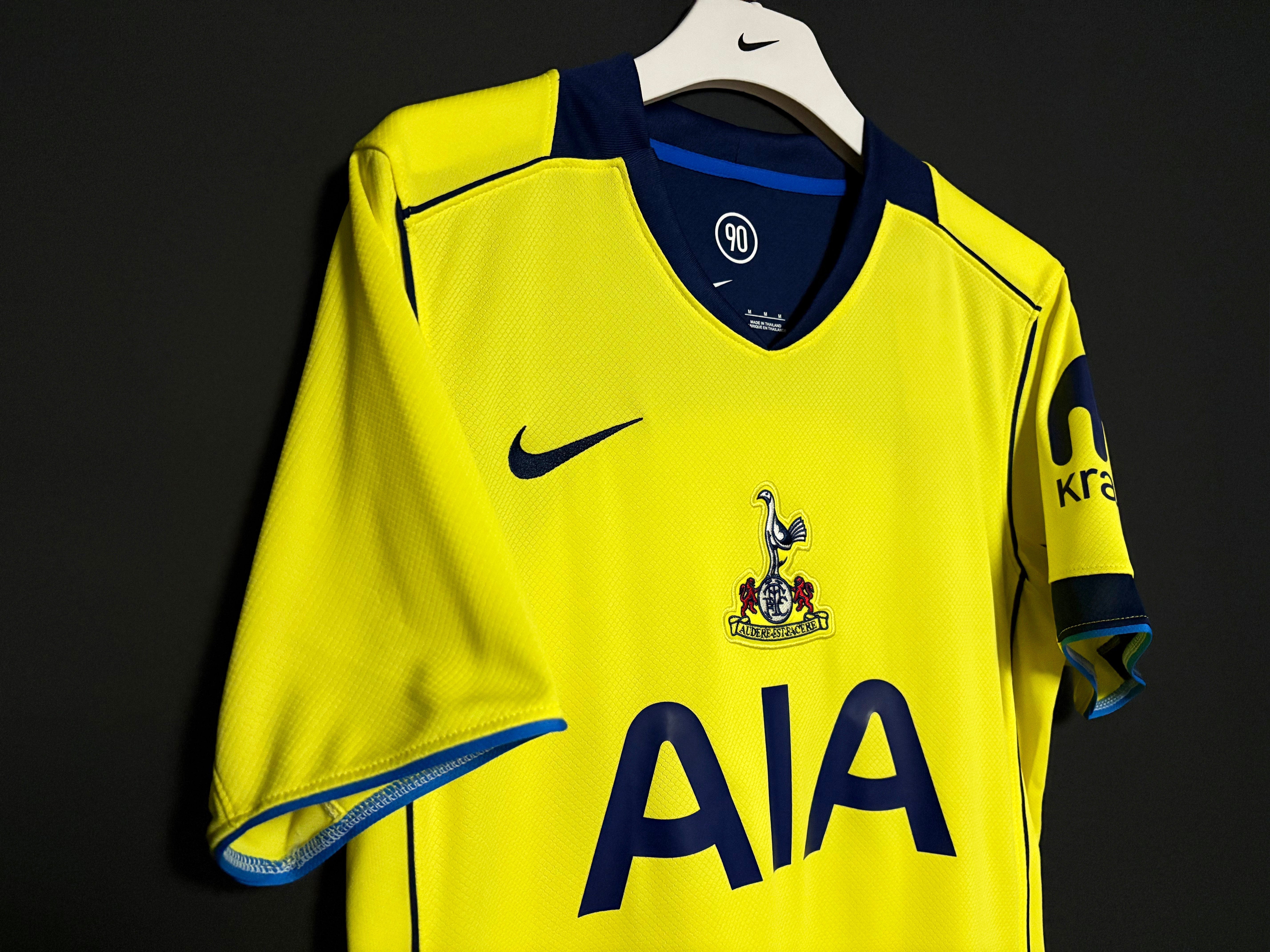 Tottenham Hotspurs tredjetröja