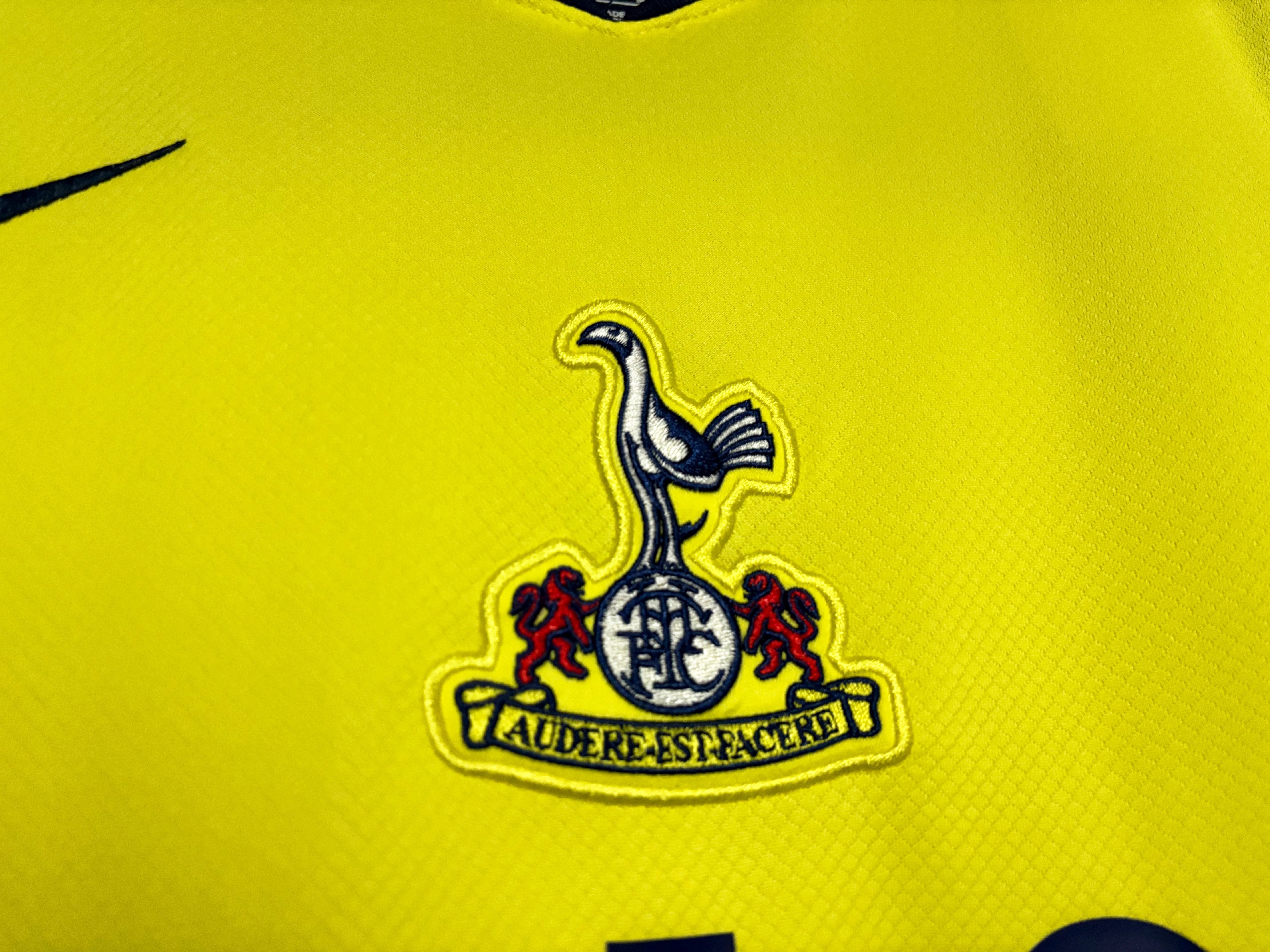 Dritses Trikot der Tottenham Hotspurs