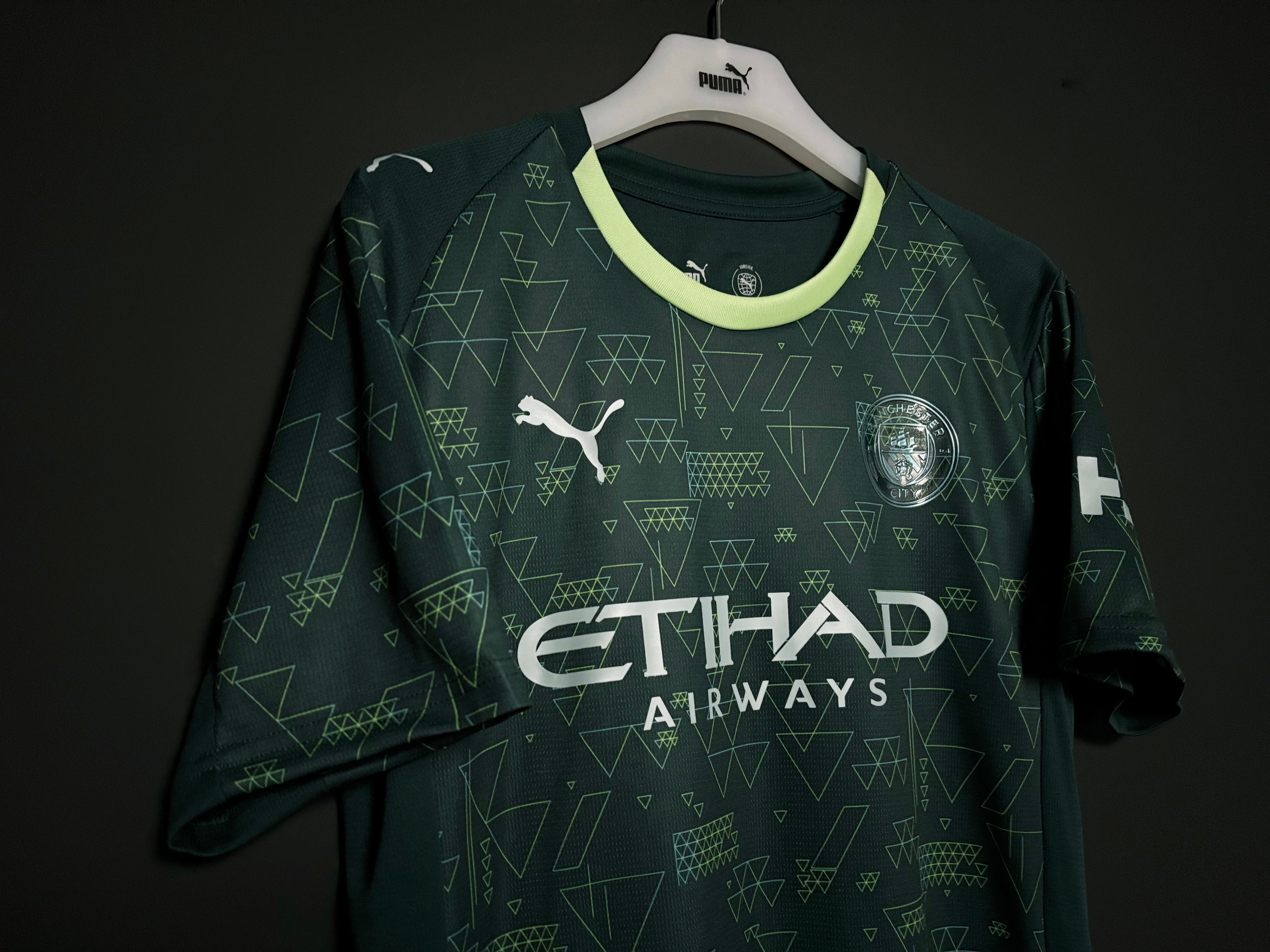 Manchester Cityn fjärdetröja