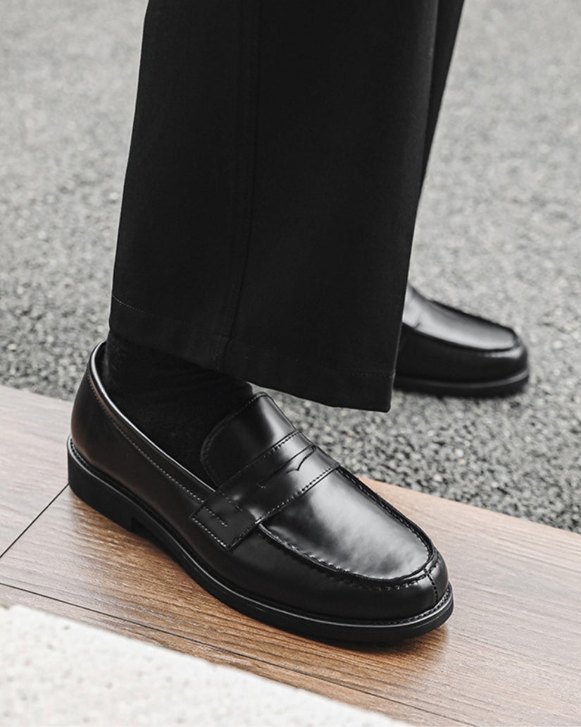 Svarta Penny Loafers -nahkaiset loaferit