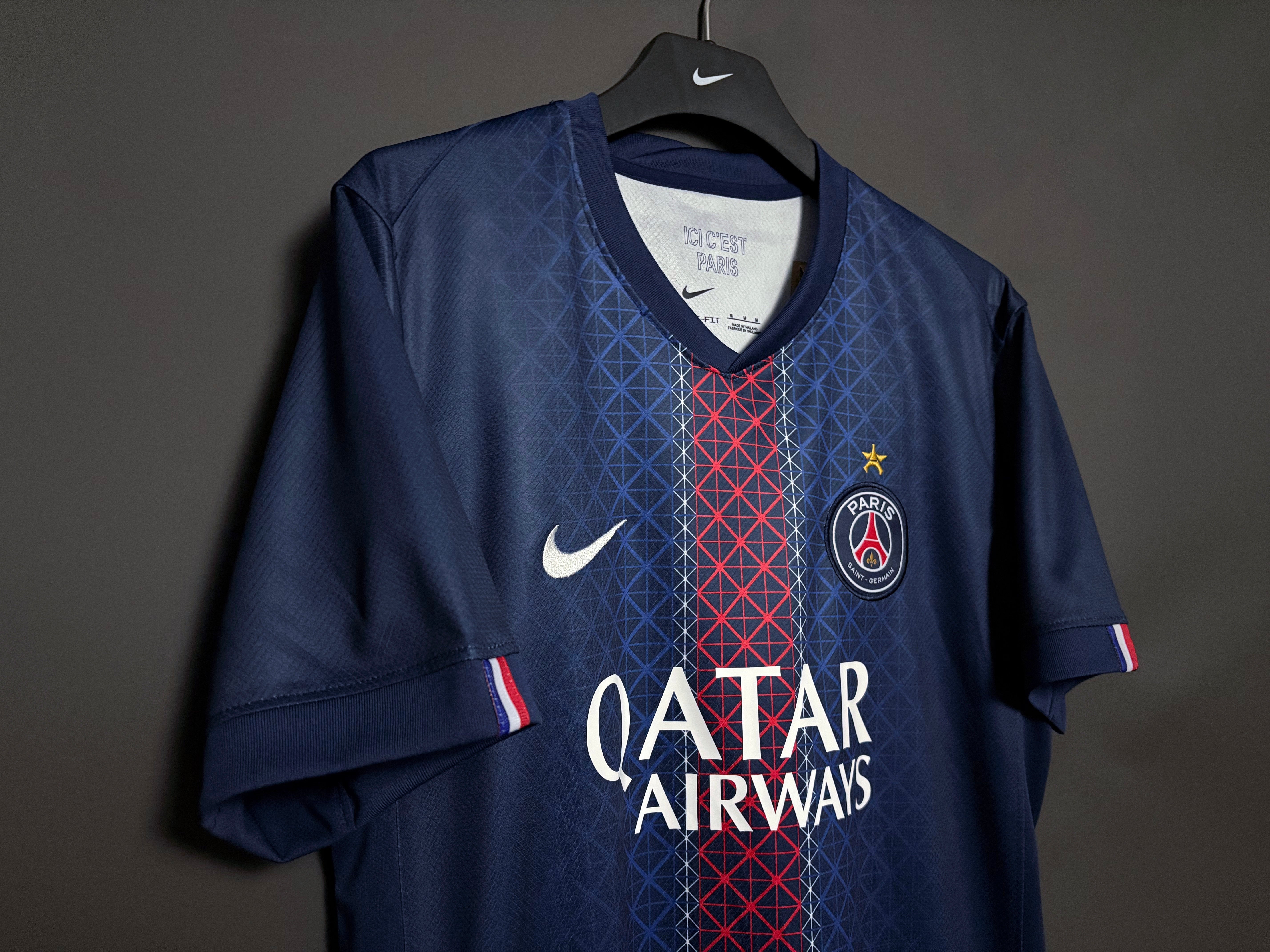 Paris Saint-Germain hemmatröja