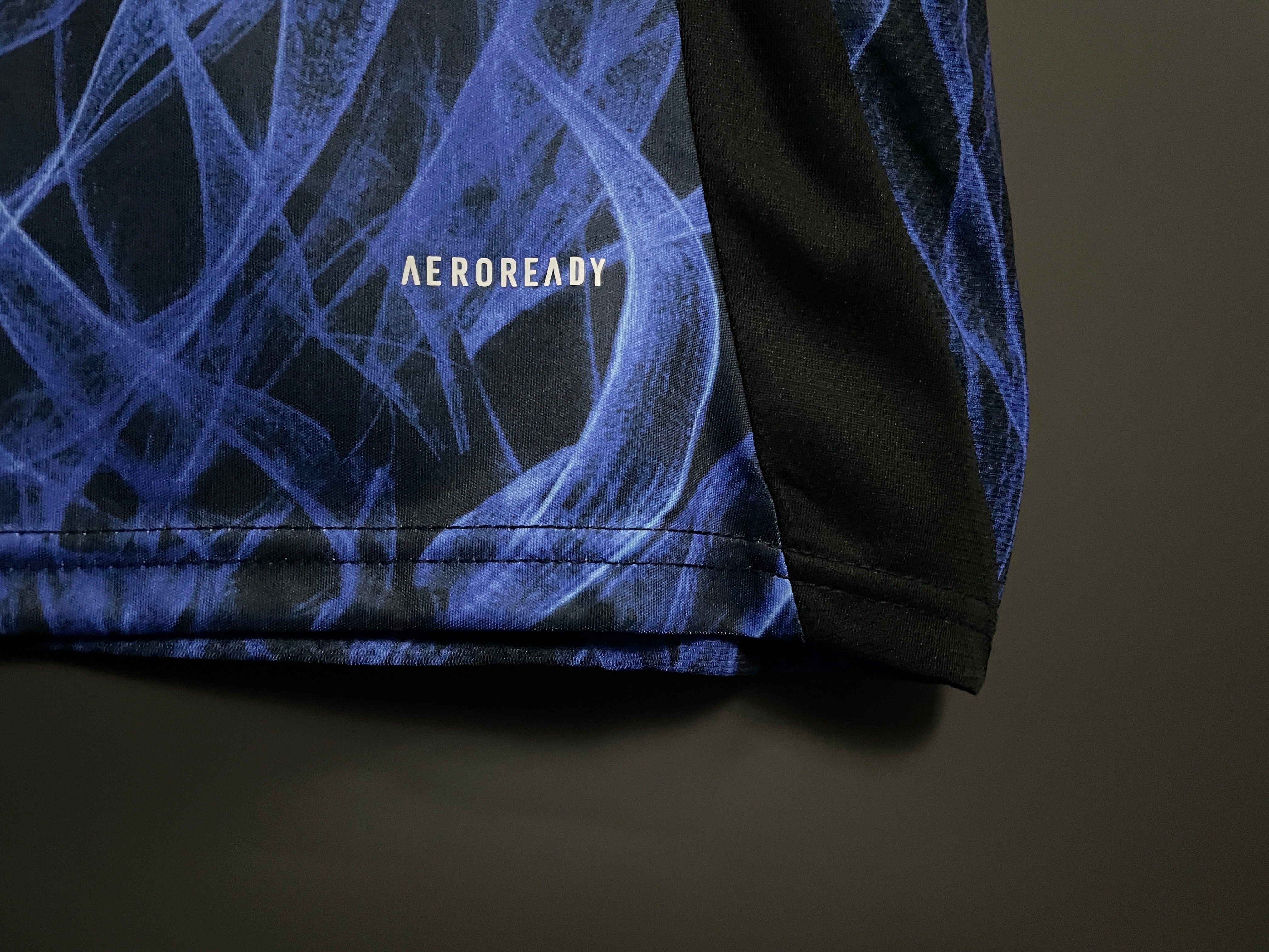 Japanisches Heimtrikot