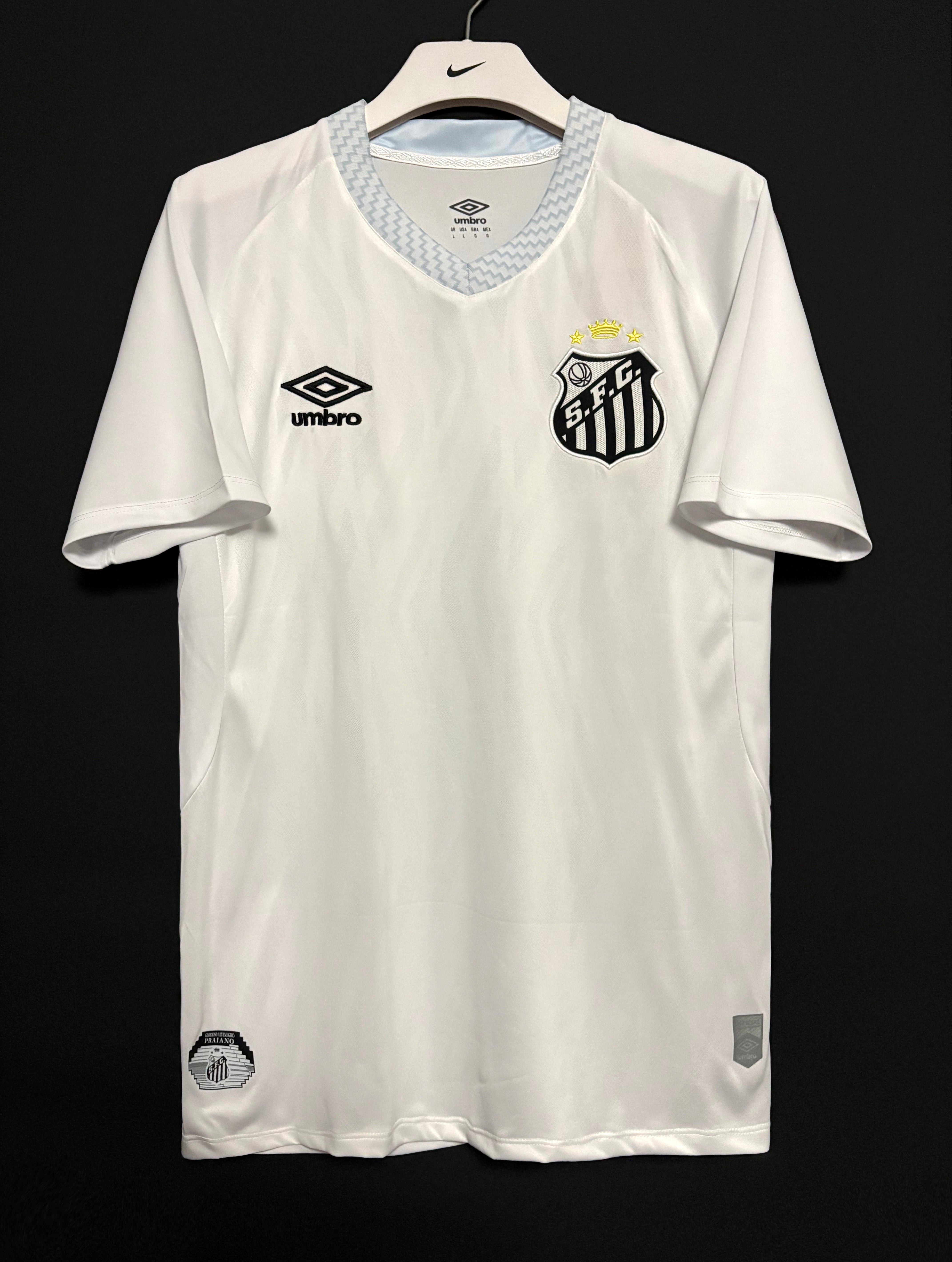 Heimtrikot des FC Santos