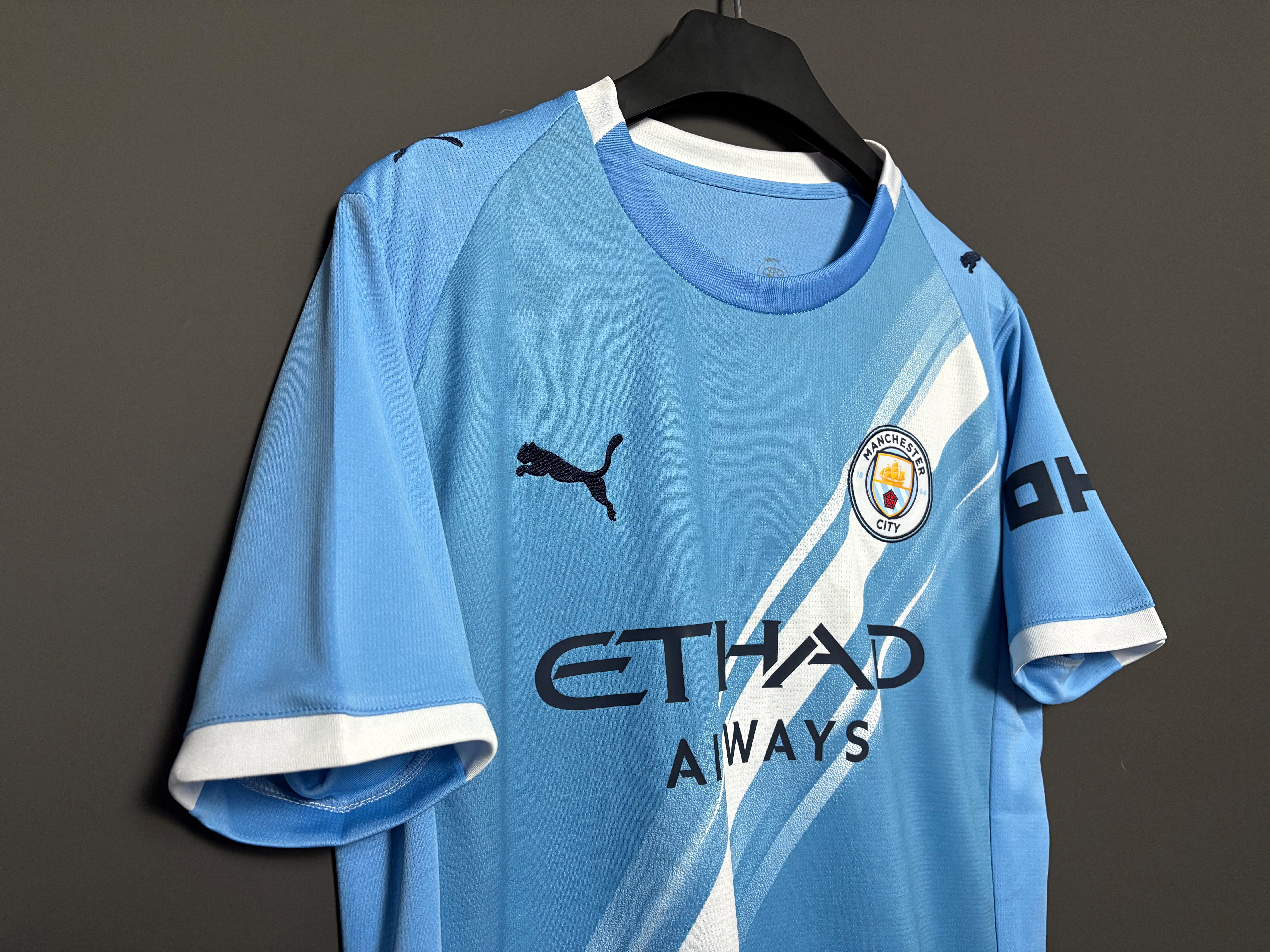 Manchester Cityn hemmatröja