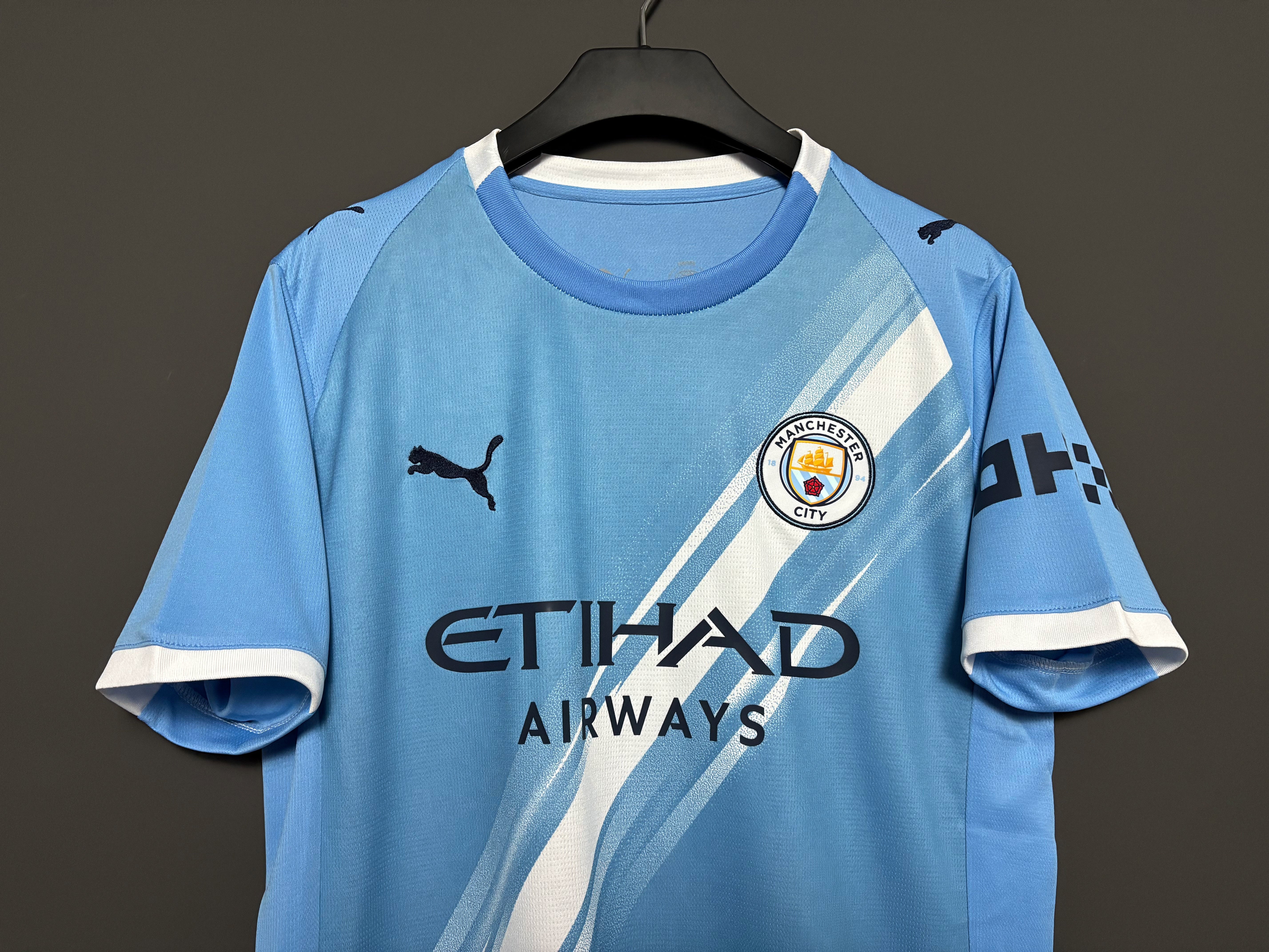 Manchester Cityn hemmatröja