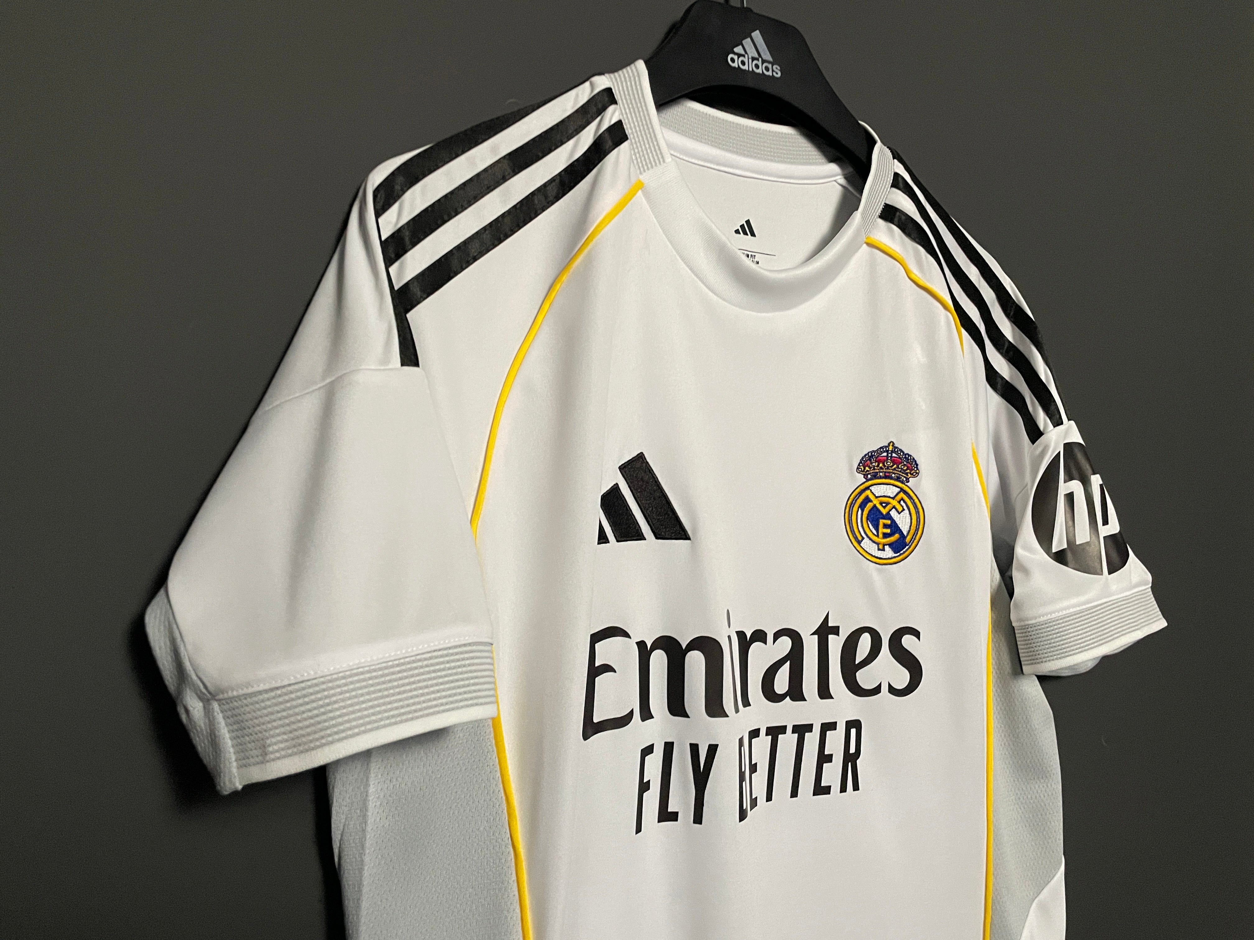 Real Madridin hemmatröja