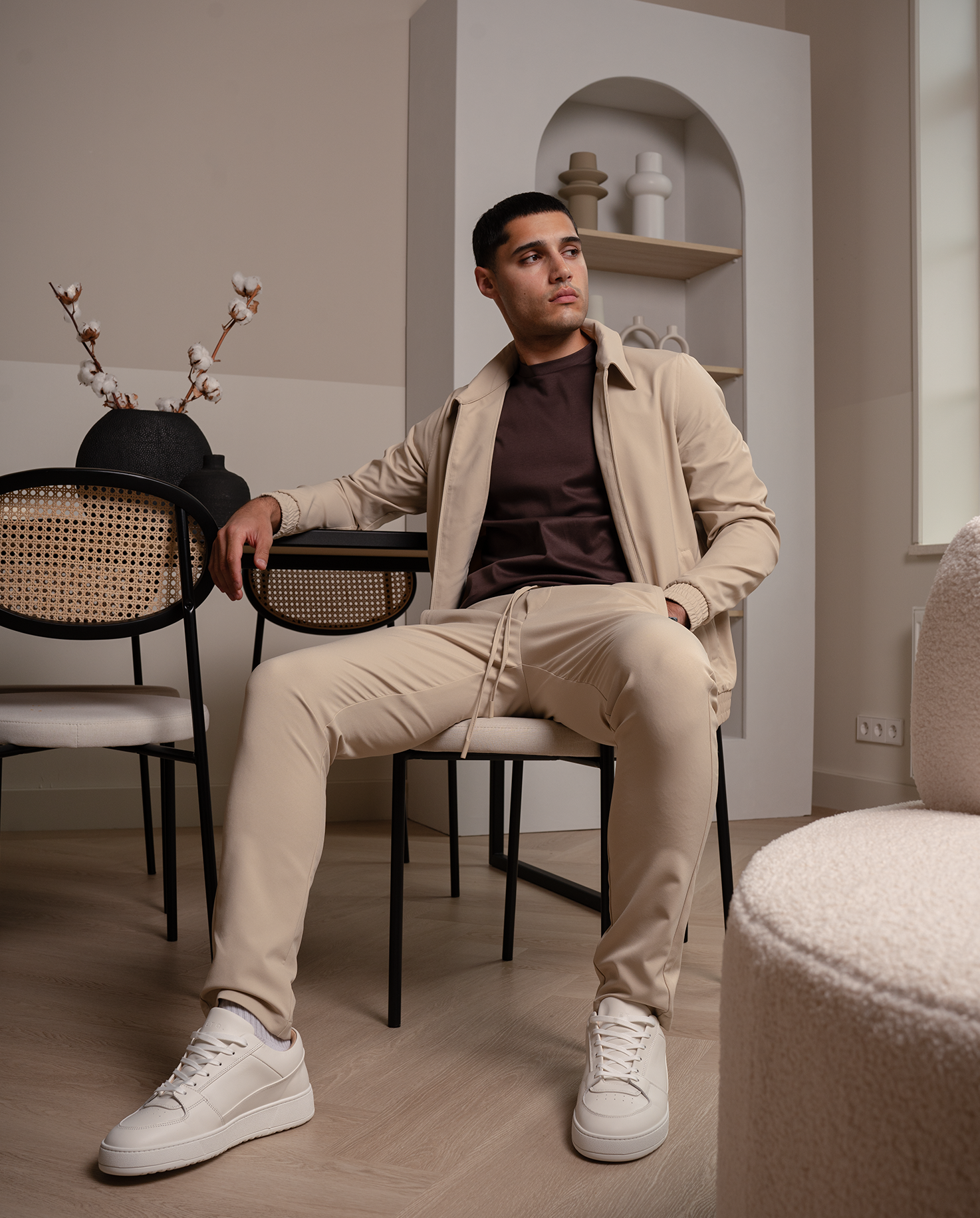 TEKNINEN PUKEUTUMINEN - BEIGE